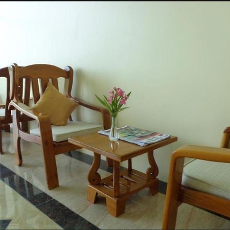 Apex Hotel Naypyidaw Exterior photo
